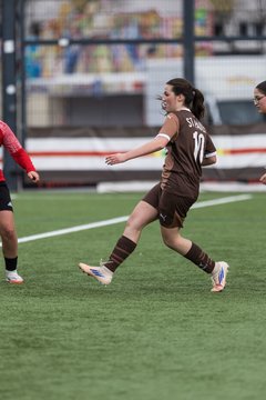 Bild 151 - wBJ FC St. Pauli - Walddoerfer SV : Ergebnis: 3:4